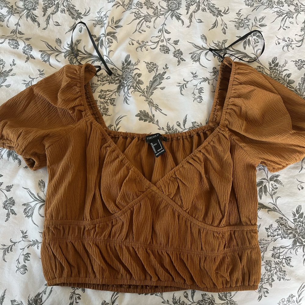 Forever 21 Puff Sleeve Crop top